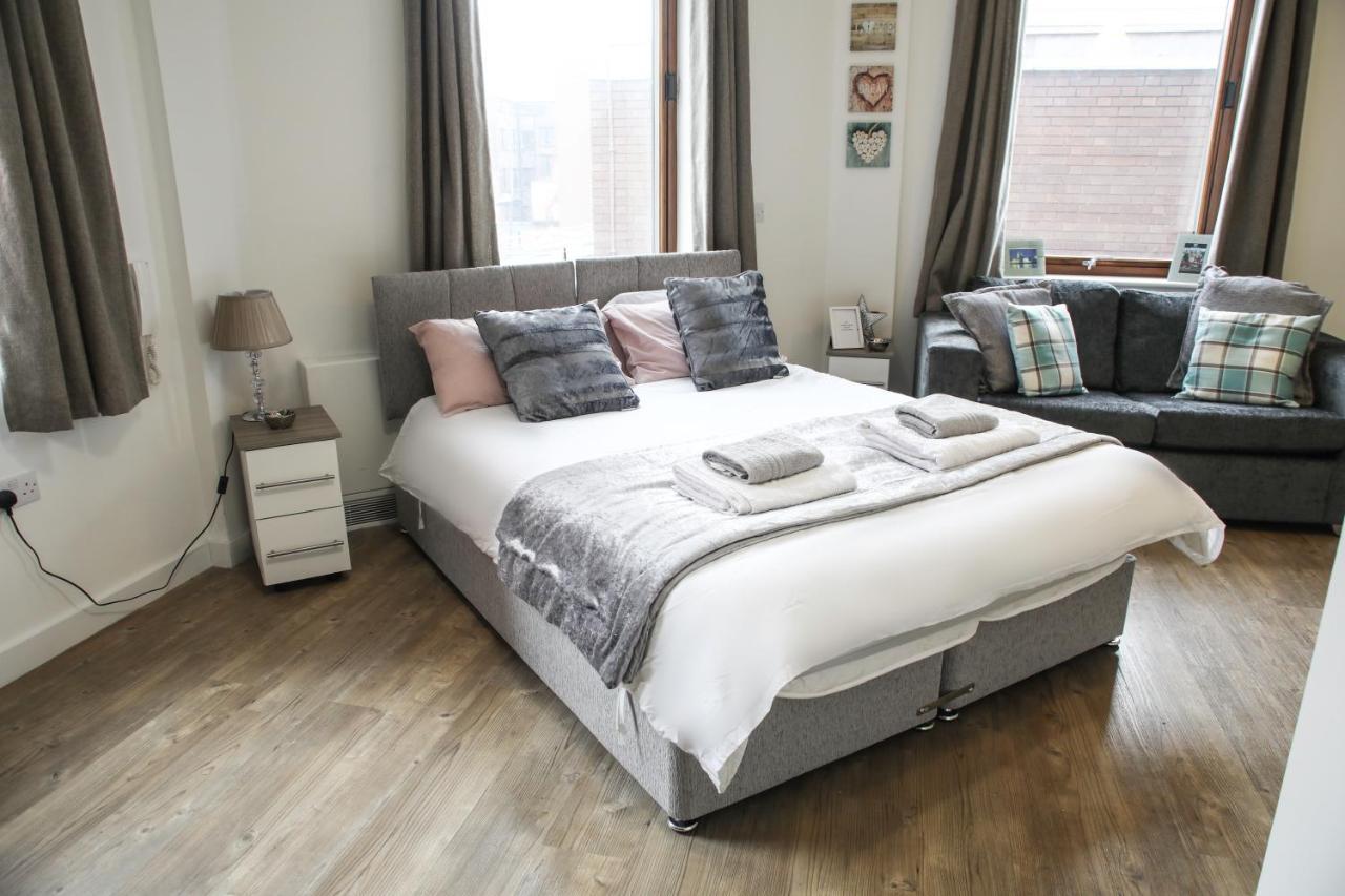The Moorfields Residences By Serviced Living Apartment *